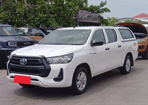 2020 TOYOTA HILUX REVO MID DOUBLE CAB 2.4 2WD AT White