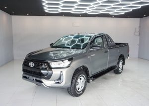 2019 TOYOTA HILUX REVO J SINGLE CAB 2.4 2WD MT bronze