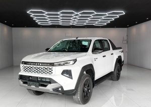 2026 TOYOTA HILUX TRAVO OVERLAND DOUBLE CAB 2.8 2WD AT White