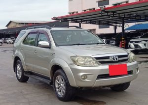 2005 TOYOTA SUV V FORTUNER 2.7 4WD AT Silver