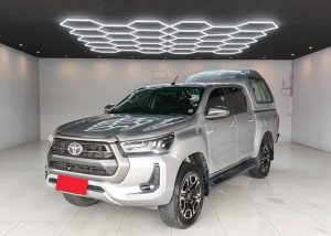 2021 TOYOTA HILUX REVO MID DOUBLE CAB 2.4 4WD MT Silver