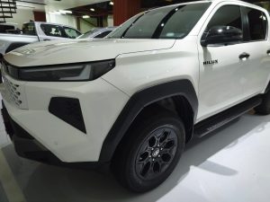 2026 TOYOTA HILUX DOUBLE CAB 2.8 4WD AT White
