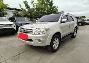 2010 TOYOTA SUV V FORTUNER 2.7 2WD AT Silver