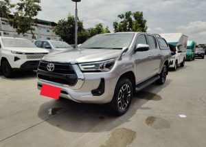 2022 TOYOTA HILUX REVO HIGHT DOUBLE CAB 2.8 4WD AT Silver