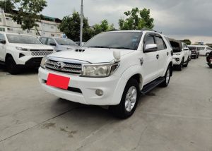 2011 TOYOTA SUV V FORTUNER 3.0 4WD AT White
