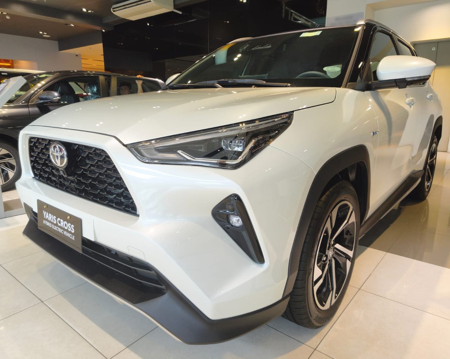2026 TOYOTA YARIS CROSS SUV 1.5 2WD CVT White