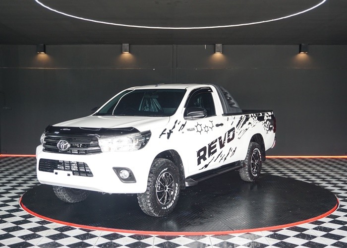 2020 TOYOTA HILUX REVO J SINGLE CAB 2.4 2WD MT White