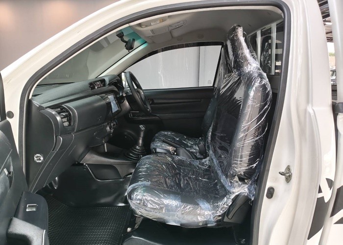 2022 TOYOTA HILUX REVO J SINGLE CAB 2.4 2WD MT White