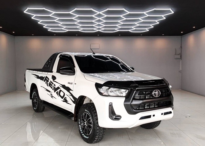 2022 TOYOTA HILUX REVO J SINGLE CAB 2.4 2WD MT White
