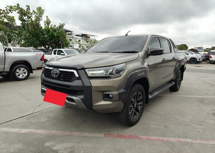 2021 TOYOTA HILUX ROCCO HIGHT DOUBLE CAB 2.4 2WD AT bronze