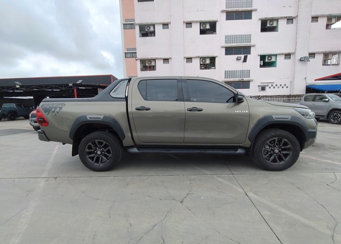2021 TOYOTA HILUX ROCCO HIGHT DOUBLE CAB 2.4 2WD AT bronze
