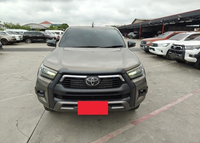 2021 TOYOTA HILUX ROCCO HIGHT DOUBLE CAB 2.4 2WD AT bronze