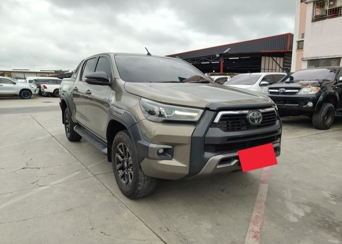 2021 TOYOTA HILUX ROCCO HIGHT DOUBLE CAB 2.4 2WD AT bronze