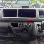 2019 TOYOTA VAN COMMUTER 2.7 MT White